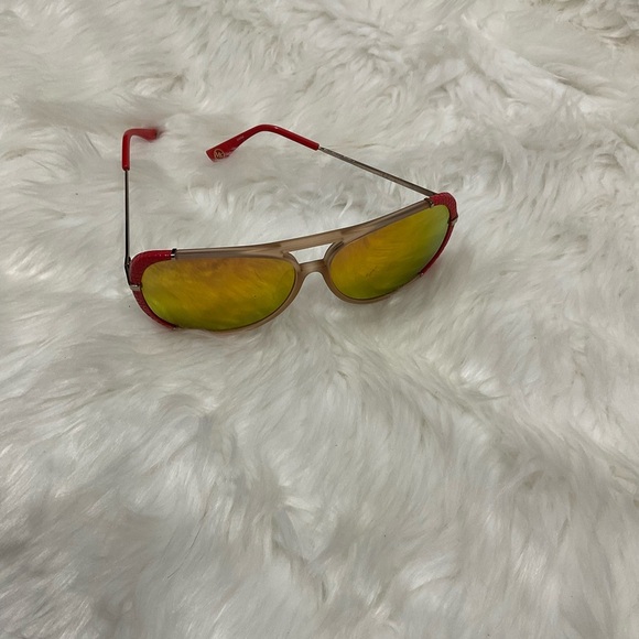 Michael Kors East Side Aviator Sunglasses - Picture 11 of 11